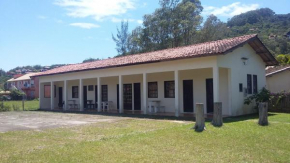 Casa Amarela Grande Ferrugem